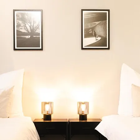 Industrial Apartment Fuer 8 - Gemeinsam Auf Reisen Schwetzingen Buitenkant foto