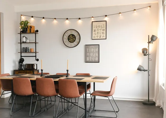 Industrial Apartment Fuer 8 - Gemeinsam Auf Reisen